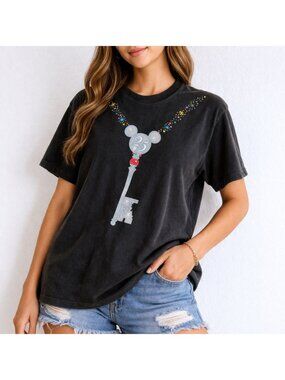 Disney Tokyo Resort Shirt Womens Medium Key 25th Anniversary 2008 Mickey Japan